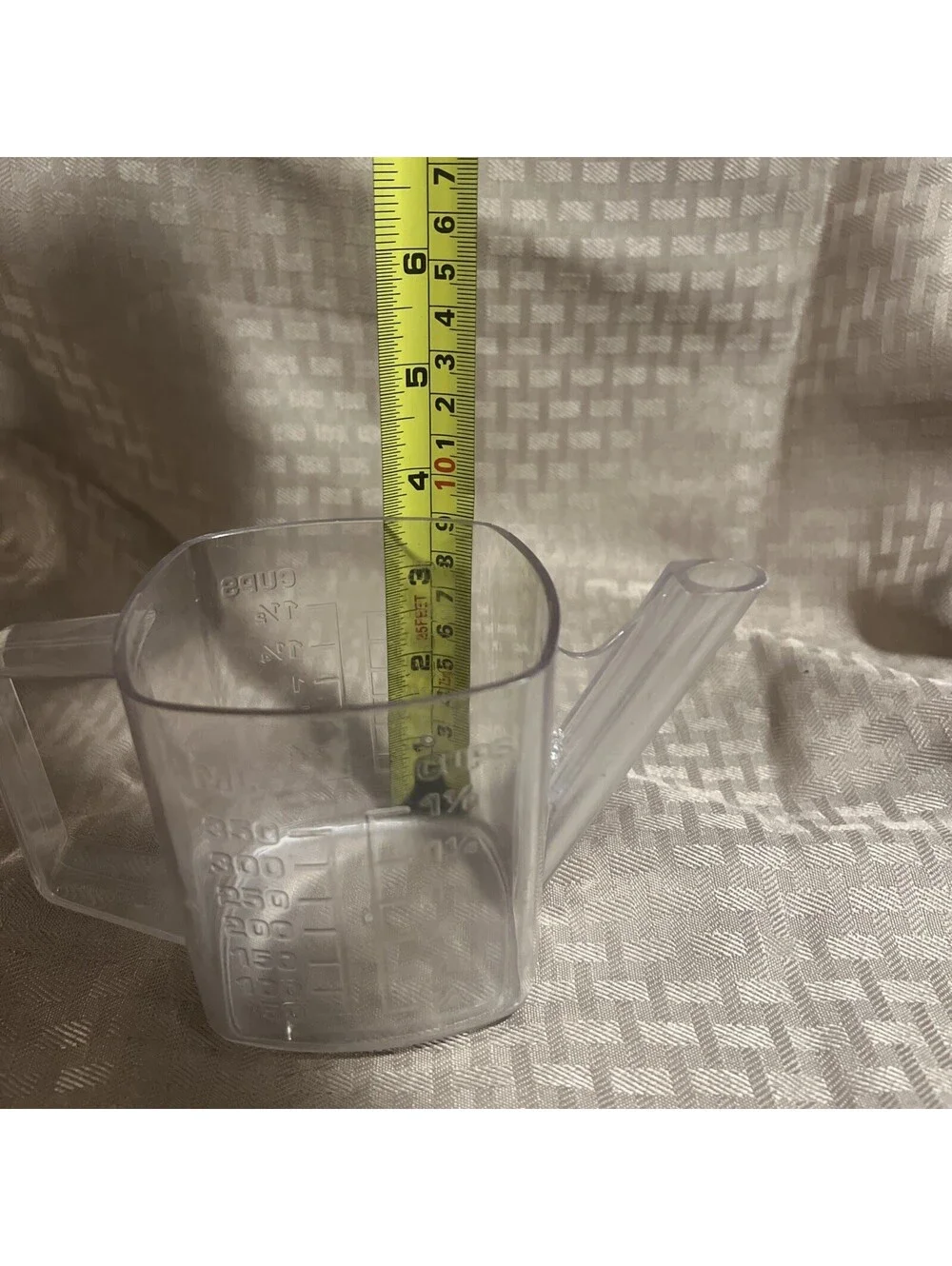 Vintage EHI Gravy Fat Separator 1-1/2 Cup Clear Plastic Measuring Pitcher teapot